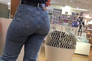 Pawg Jeans01