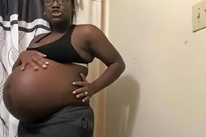Pregnant Twins Ebony